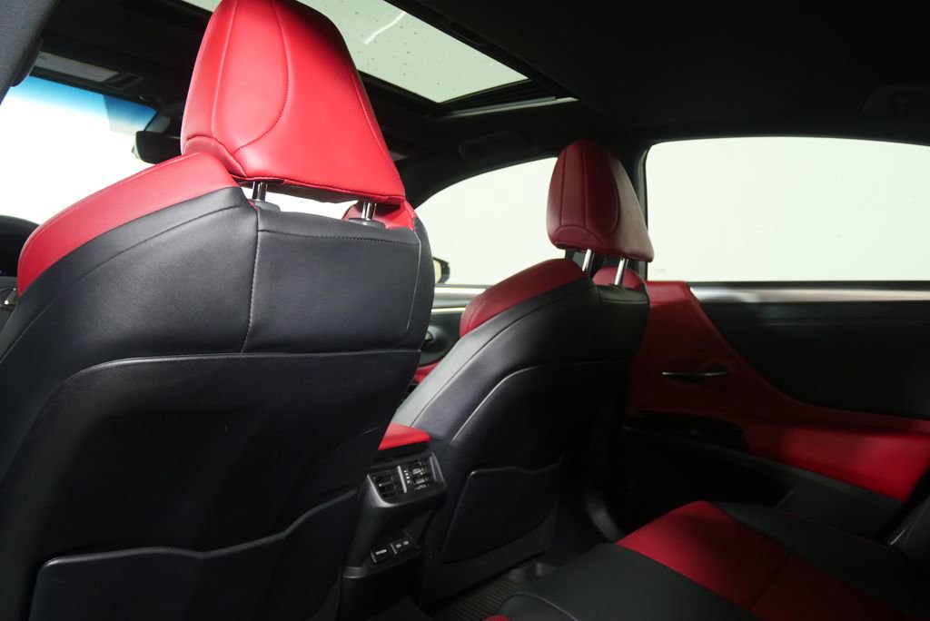 Used 2024 Lexus ES 350 F Sport w/ Accessory Package (Z2) image 16