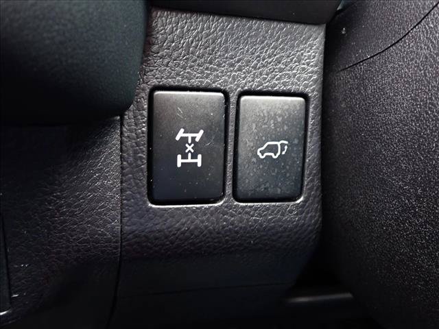 Used 2016 Toyota RAV4 SE AWD/4WD image 24