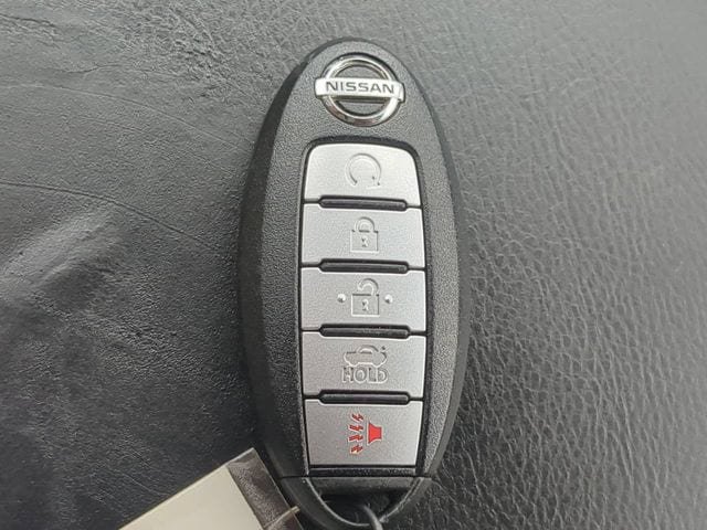 Used 2018 Nissan Maxima Platinum FWD image 28