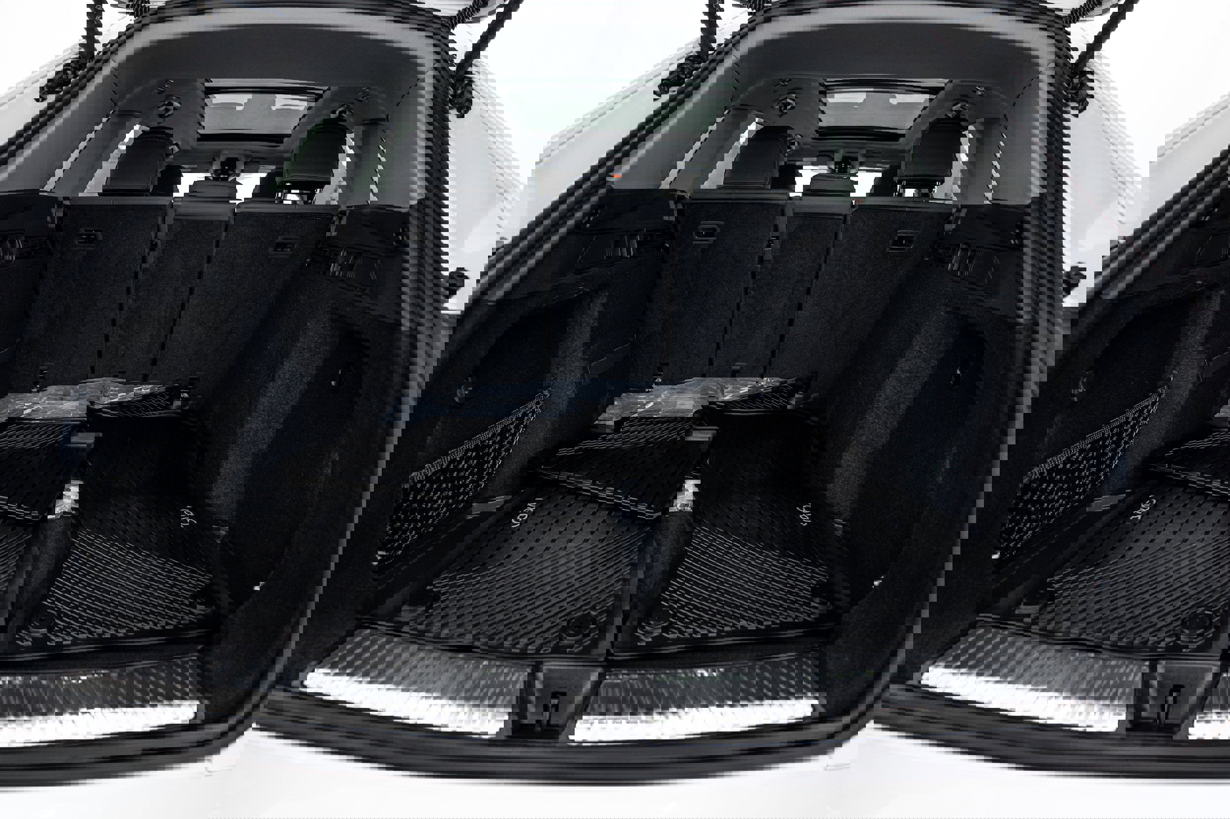 Certified 2025 Audi Q5 Premium w/ Convenience Package image 20