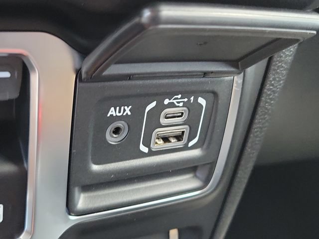 New 2026 Jeep Wrangler Rubicon AWD/4WD image 19