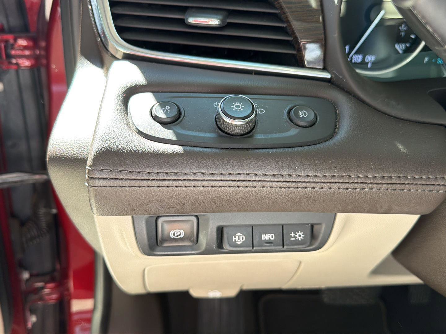 Used 2017 Buick LaCrosse Premium w/ Sun and Shade Package FWD image 17
