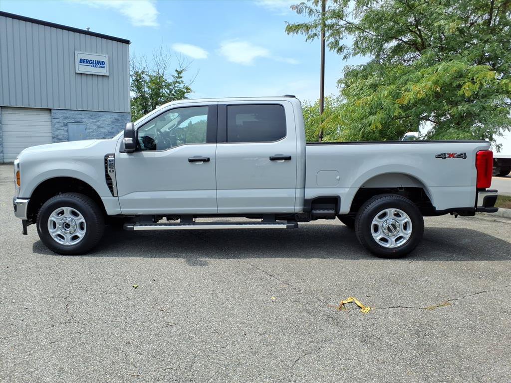 New 2026 Ford F250 XLT AWD/4WD image 6