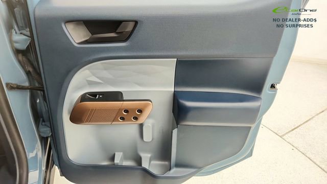Used 2022 Ford Maverick Lariat image 28