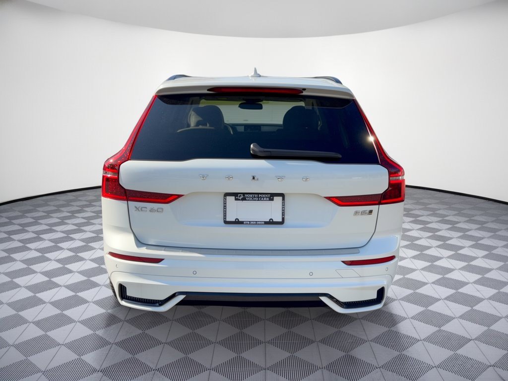 Used 2026 Volvo XC60 B5 Ultra AWD/4WD image 11