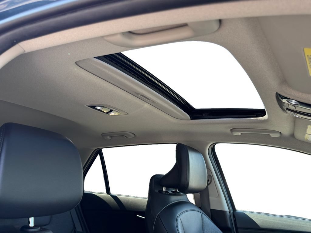 Certified 2023 Kia Niro Wave w/ Wave Preserve Package FWD image 7