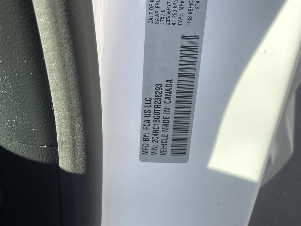 New 2026 Chrysler Pacifica Select FWD image 42