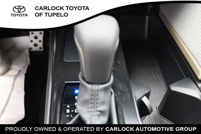 New 2026 Toyota Camry SE w/ Convenience Package FWD image 32