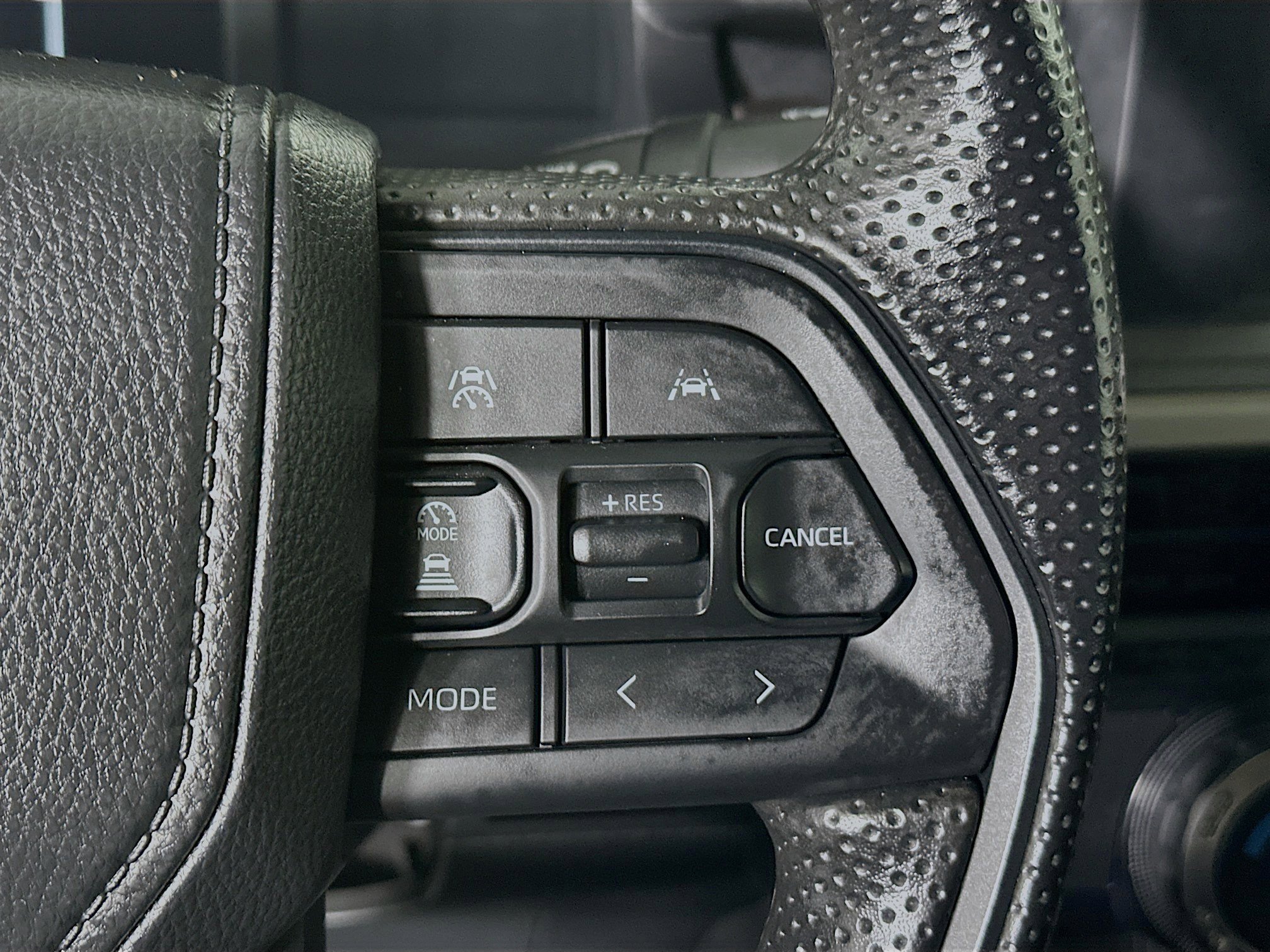 Used 2025 Toyota Tacoma SR5 image 17