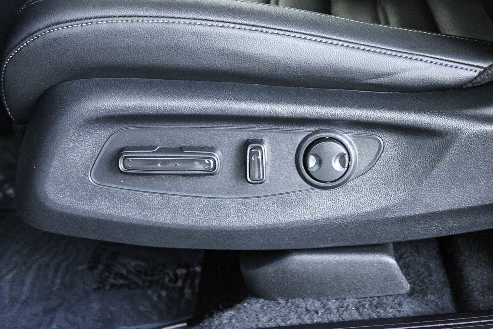 Used 2025 Honda CR-V EX-L image 20