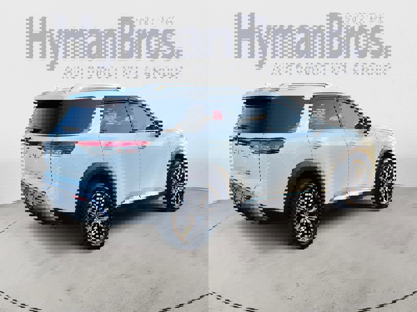 Certified 2023 Nissan Pathfinder Platinum image 3