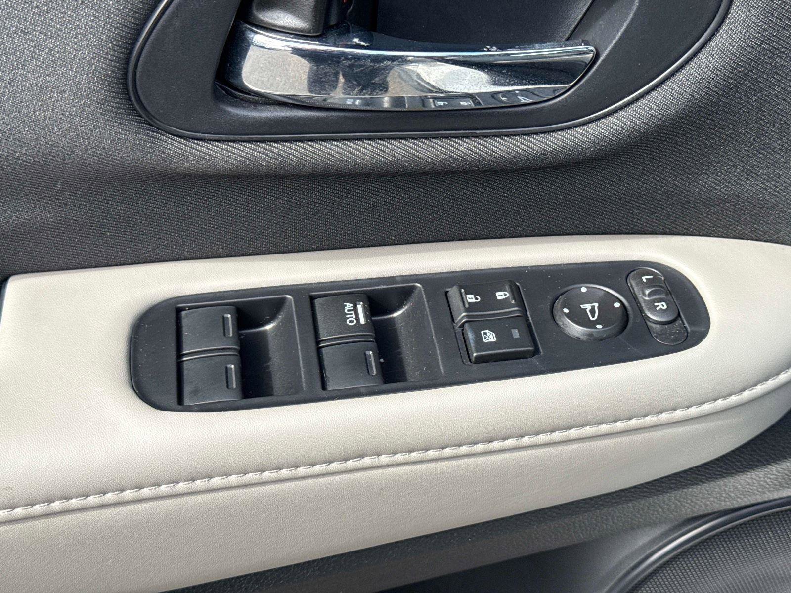 Certified 2022 Honda HR-V LX image 19