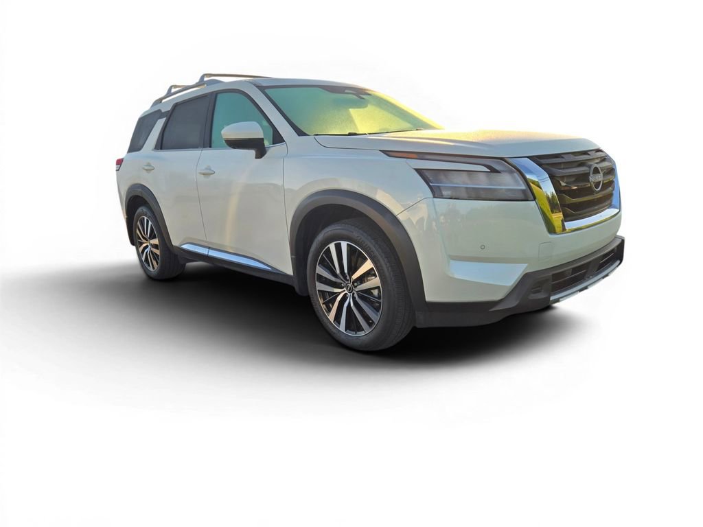 Used 2024 Nissan Pathfinder Platinum w/ Cargo Package FWD image 2