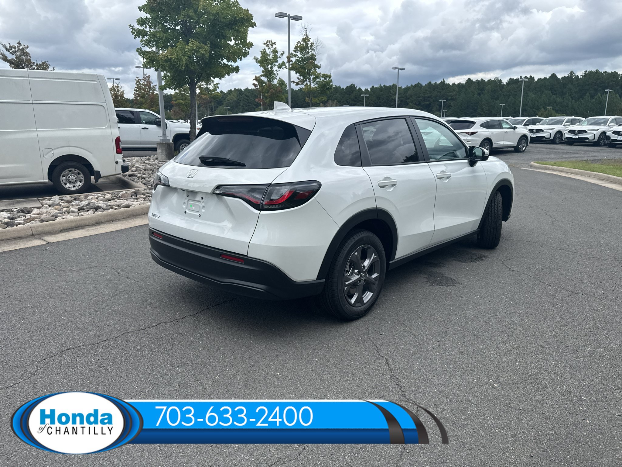 New 2027 Honda HR-V LX image 7