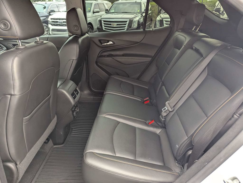 Used 2018 Chevrolet Equinox Premier FWD image 14
