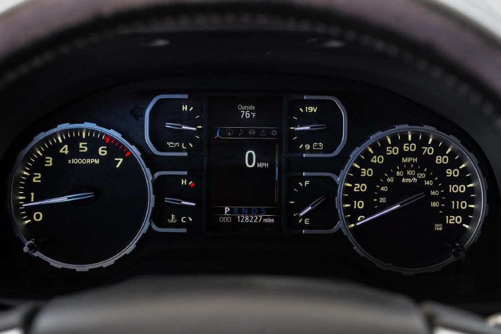 Used 2020 Toyota Tundra Limited RWD image 16