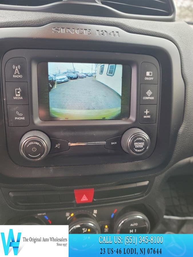 Used 2015 Jeep Renegade Trailhawk w/ Popular Equipment Group image 20