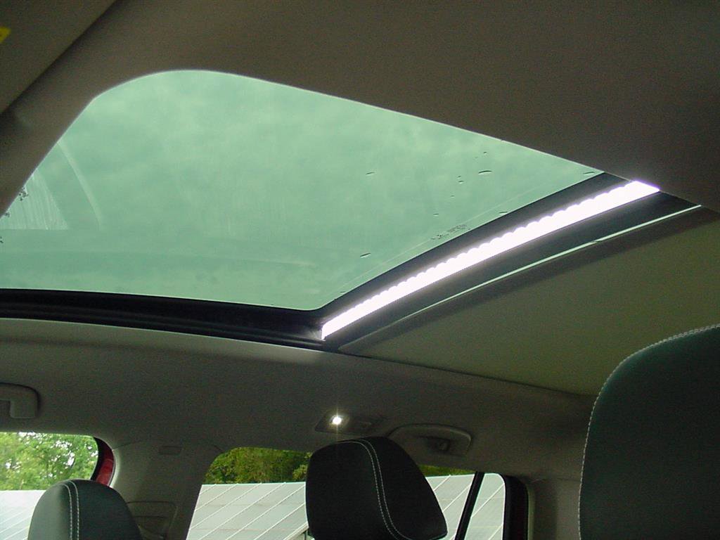 Used 2021 Volkswagen Atlas SEL R-Line image 33