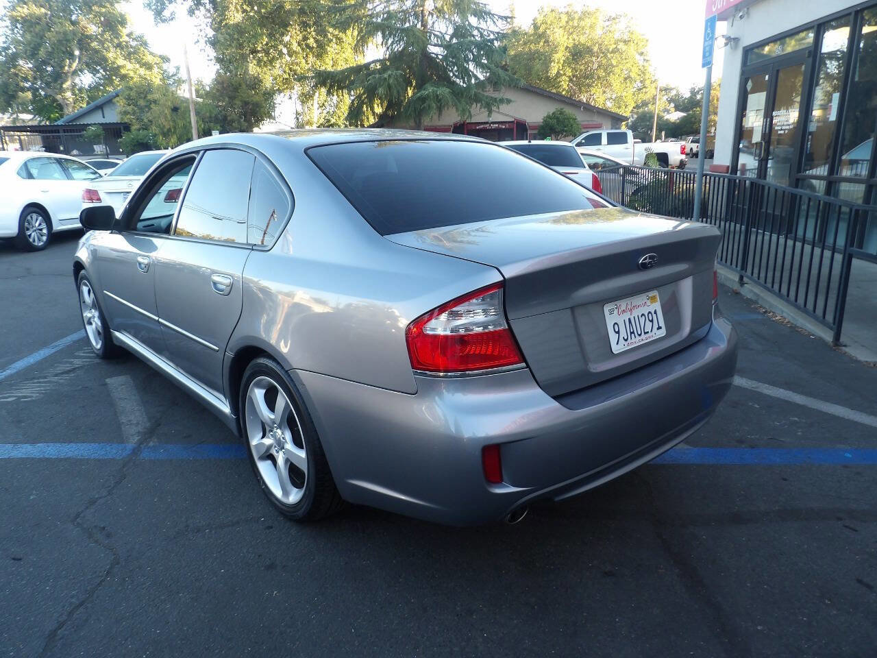 Used 2009 Subaru Legacy 2.5i Special Edition image 4