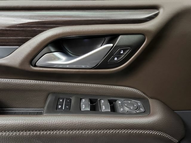 Used 2022 GMC Yukon XL Denali RWD image 32