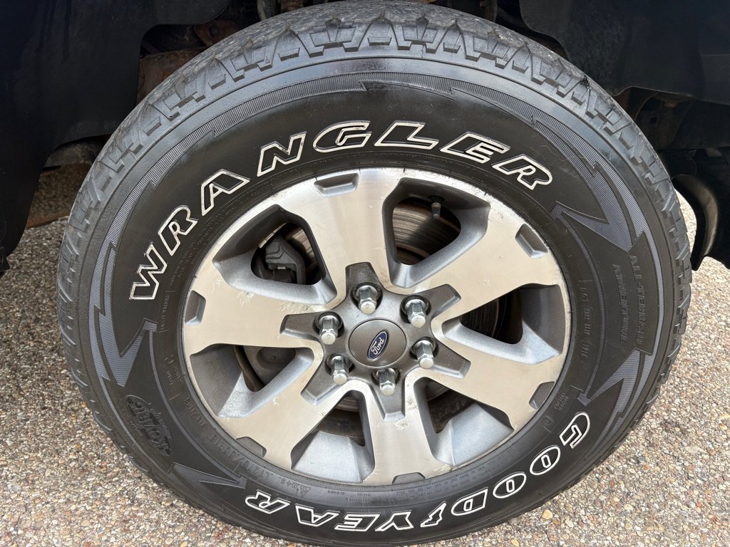 Used 2012 Ford F150 FX4 w/ FX Luxury Pkg AWD/4WD image 14
