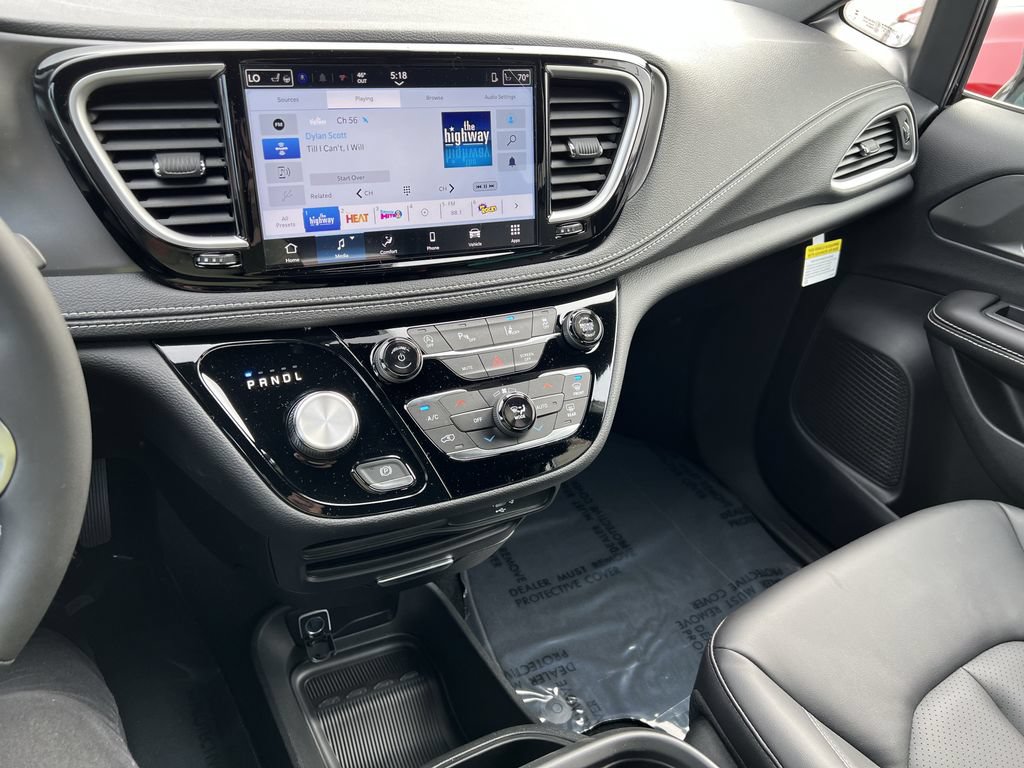 New 2026 Chrysler Pacifica Select FWD image 12