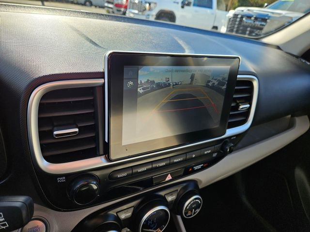 Used 2025 Hyundai Venue SEL image 31