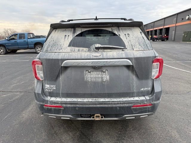 Certified 2021 Ford Explorer XLT w/ Equipment Group 202A image 8