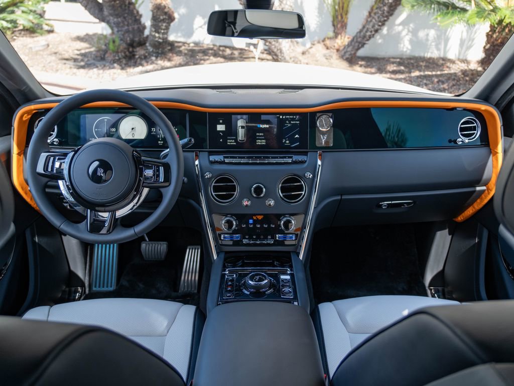 New 2026 Rolls-Royce Cullinan image 4