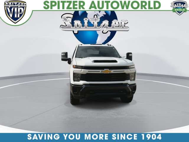 Used 2025 Chevrolet Silverado 2500 Custom w/ Custom Value Package AWD/4WD image 4