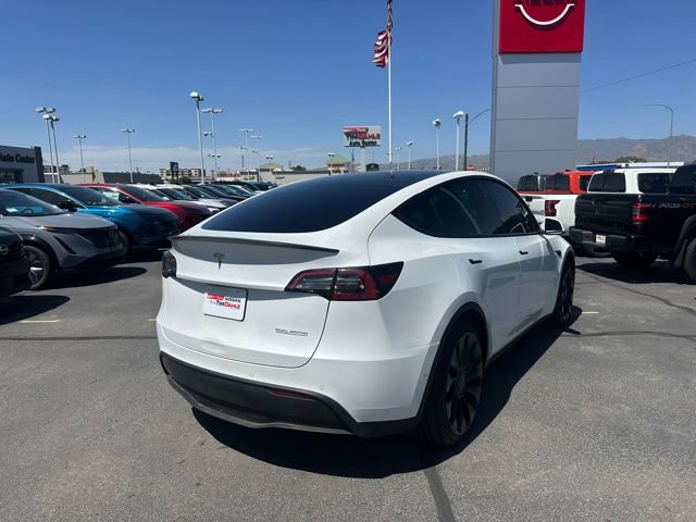 Used 2022 Tesla Model Y Performance AWD/4WD image 9