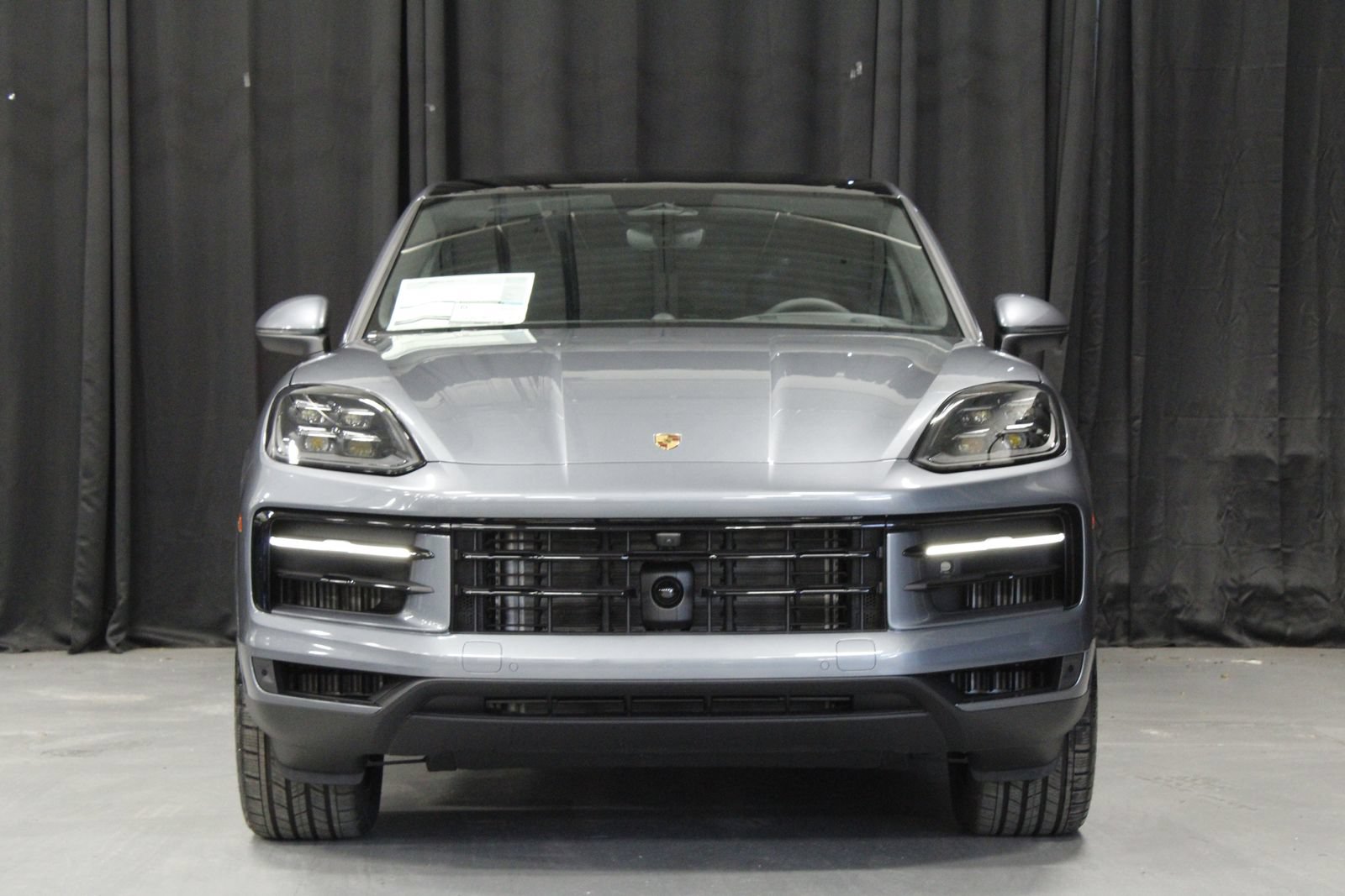 New 2026 Porsche Cayenne Coupe AWD/4WD image 10