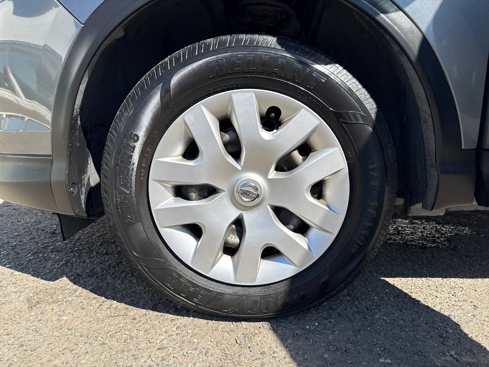 Used 2019 Nissan Rogue Sport S AWD/4WD image 27