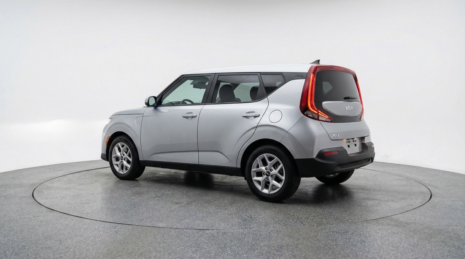 Used 2025 Kia Soul LX w/ LX Technology Package image 6