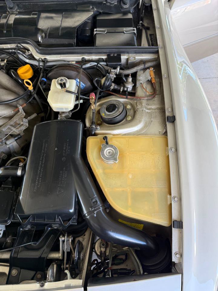 Used 1988 Porsche 944 Coupe RWD image 67