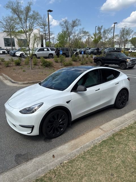 Used 2023 Tesla Model Y Performance image 3