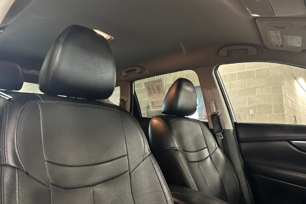 Used 2020 Nissan Rogue SL FWD image 20