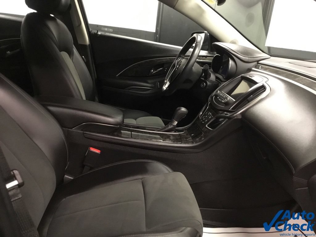 Used 2016 Buick LaCrosse FWD image 35