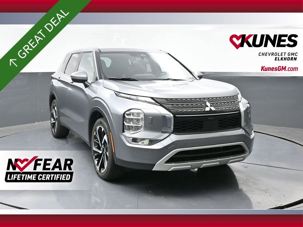 Used 2024 Mitsubishi Outlander SE