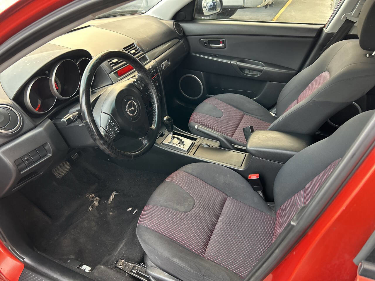 Used 2005 MAZDA MAZDA3 s image 11