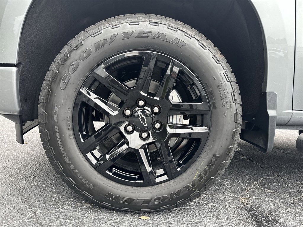 New 2026 Chevrolet Silverado 1500 Custom w/ Turbomax Blackout Package image 12