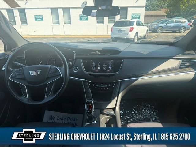 Used 2017 Cadillac XT5 Premium Luxury AWD/4WD image 9