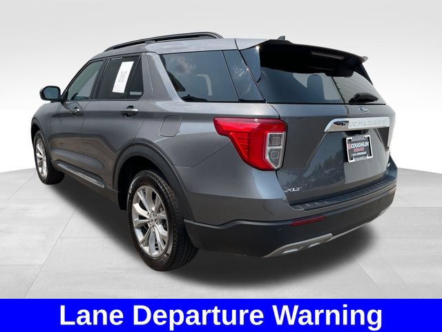 Used 2024 Ford Explorer XLT w/ Equipment Group 202A AWD/4WD image 3