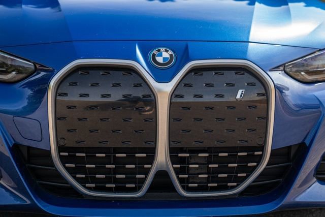 Used 2023 BMW i4 eDrive40 w/ M Sport Package image 18