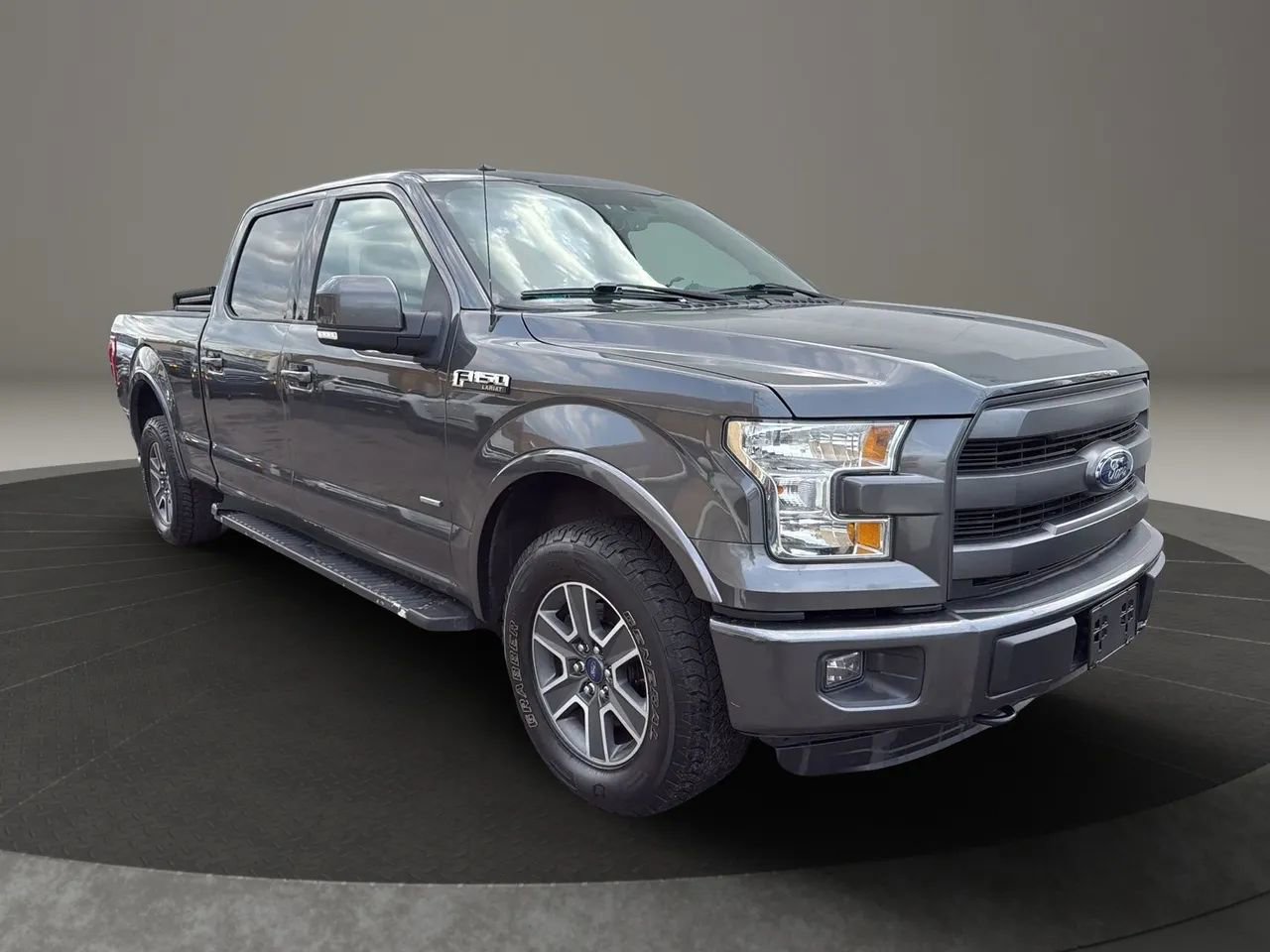 Used 2016 Ford F150 Lariat w/ Equipment Group 501A Mid AWD/4WD image 3