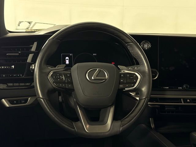 Used 2024 Lexus RX 350 Premium w/ Accessory Package (Z1) AWD/4WD image 25