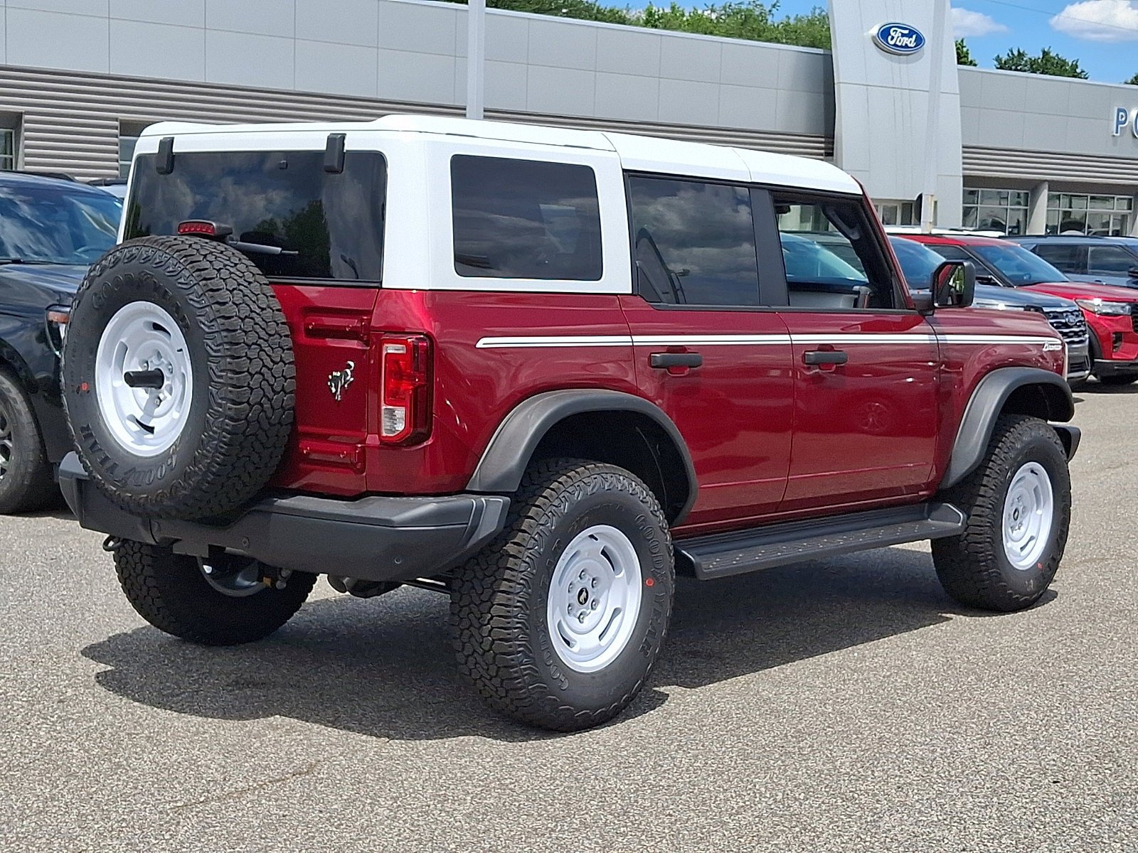 New 2026 Ford Bronco Heritage Edition AWD/4WD image 6