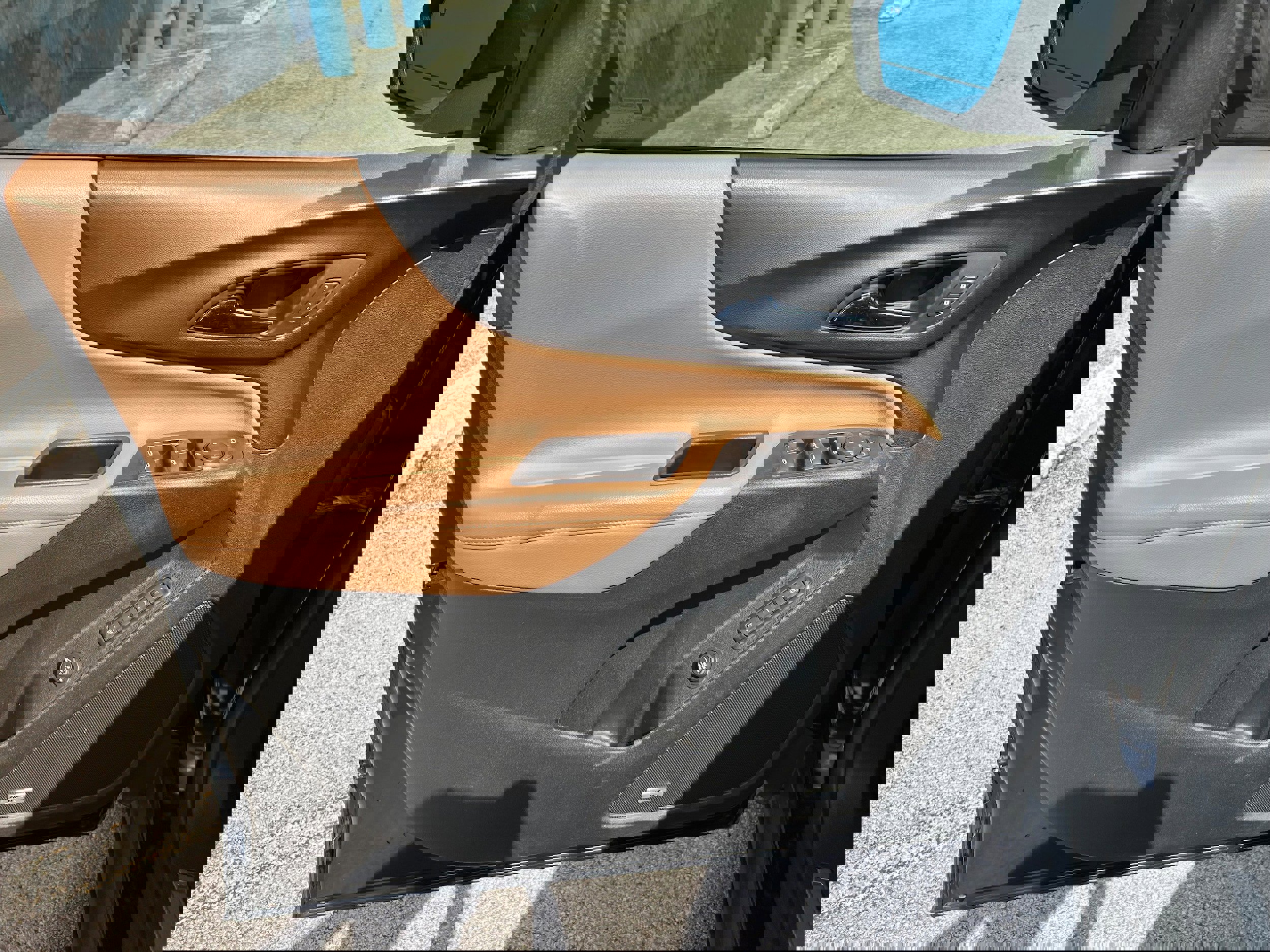 Used 2019 Chevrolet Equinox Premier image 11