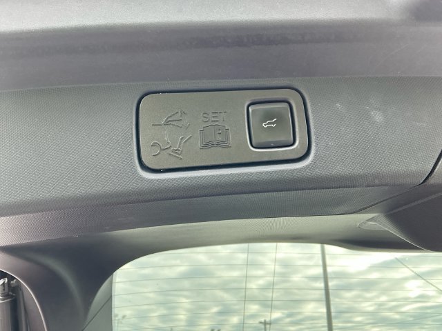 Certified 2023 Ford Mustang Mach-E Premium AWD/4WD image 25
