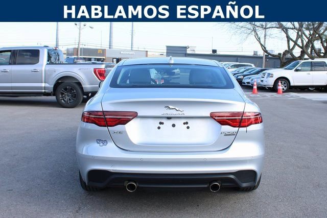 Used 2020 Jaguar XE S image 4
